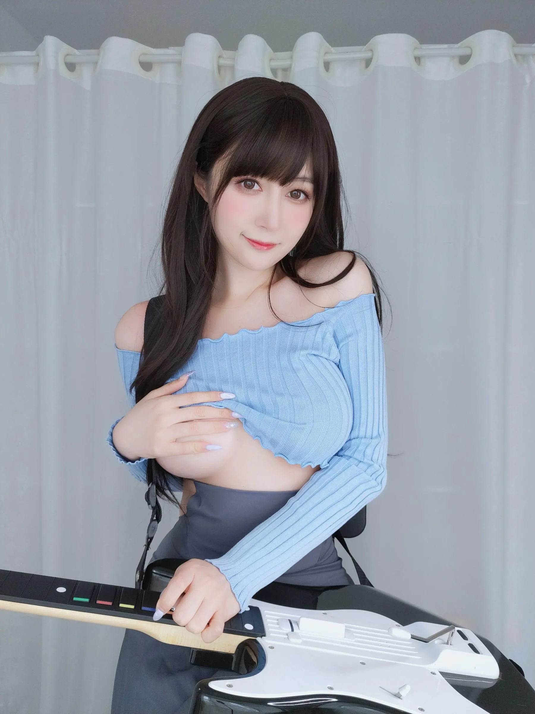 白银81 – 自撮 Vol.59 吉他妹妹 [166P]插图8
